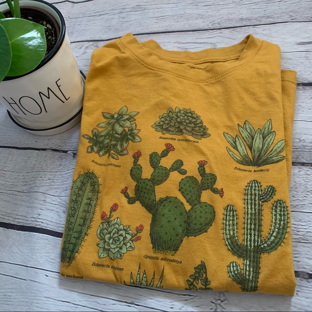✨BOGO✨ Cactus Succulent Tee